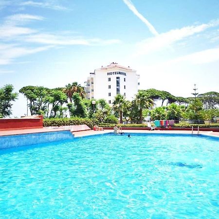 Renovado, Luminoso Y Confortable Loft Con Piscina ラ・ピネーダ エクステリア 写真